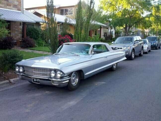 Cadillac Coupe DeVille