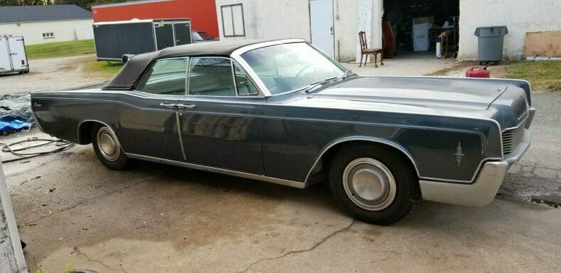 Lincoln Continental
