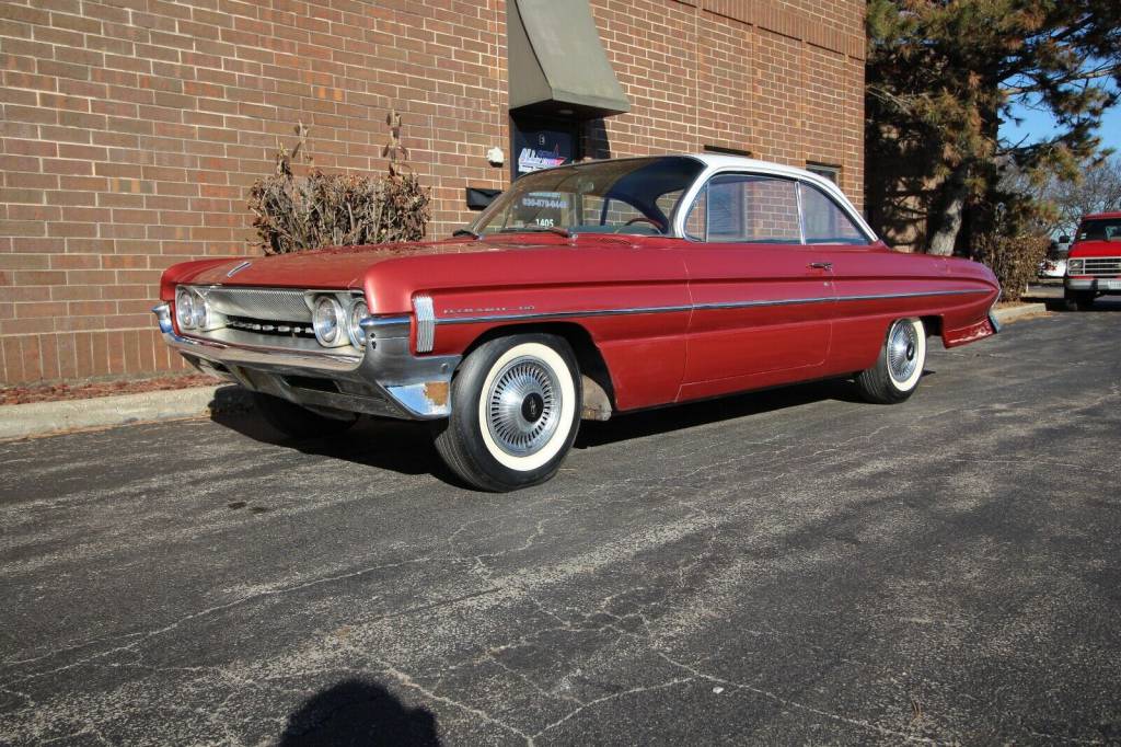 Oldsmobile Eighty-Eight