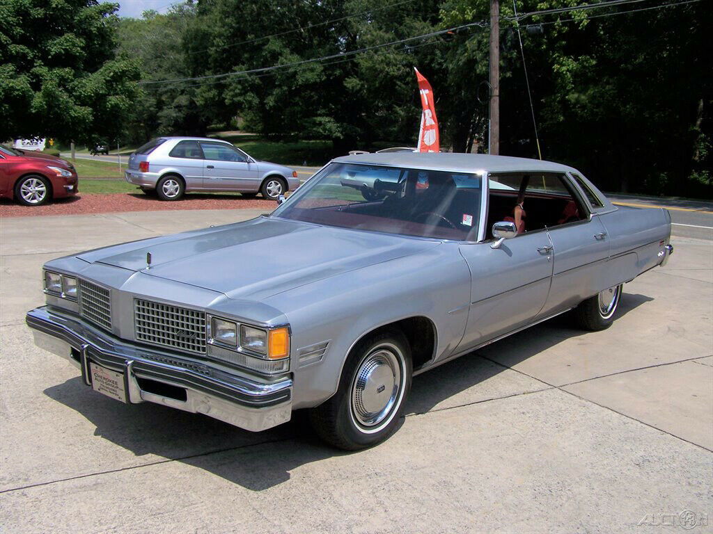 Oldsmobile Ninety-Eight