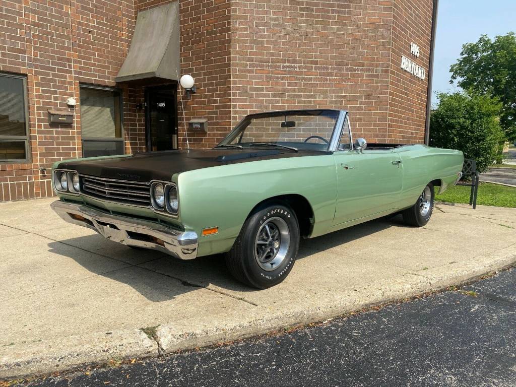 Plymouth Road Runner