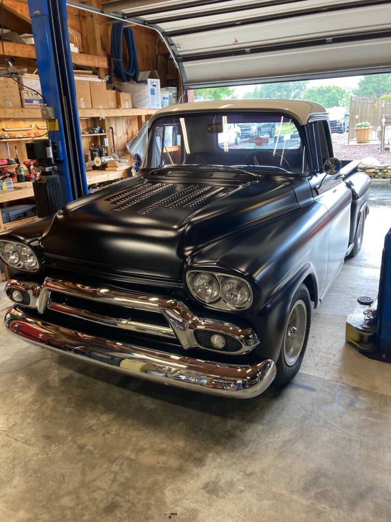 GMC truck chevy motor 350