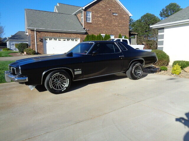 Oldsmobile Cutlass