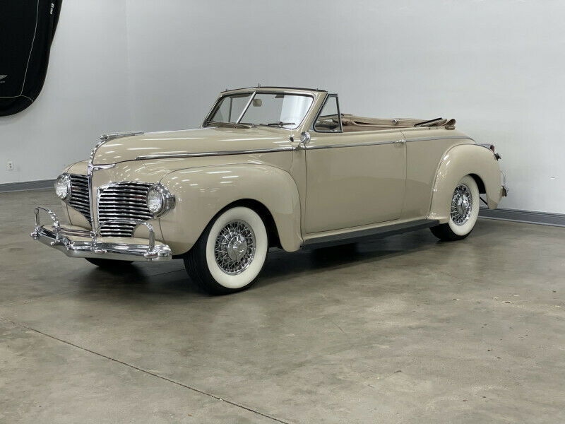 Dodge Luxury Liner