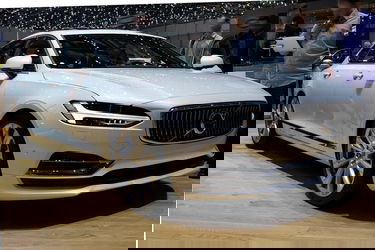 Volvo S90 R-Design B5 Diesel 235PS/173kW Aut. 8 AWD...