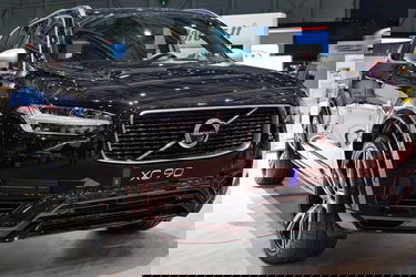 Volvo XC90 R-Design B5 Diesel 235PS/173kW Aut. 8 AW...