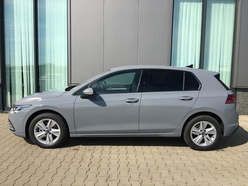 Volkswagen Golf "Basis" (2) 1.0 TSI 110PS inkl. KLIMAAUT...