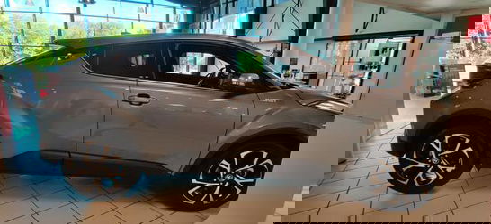 Toyota C-HR C-LUB 1.8 Hybrid 122PS/90kW CVT 2020 1.8...