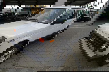 Lada Niva 1.7 5-türig 4x4 ALLRAD 61kW AHK EU6dTemp...