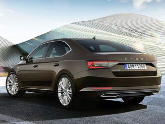 Skoda Superb "Style" (6) 2.0 TDI SCR 140KW DSG inkl...