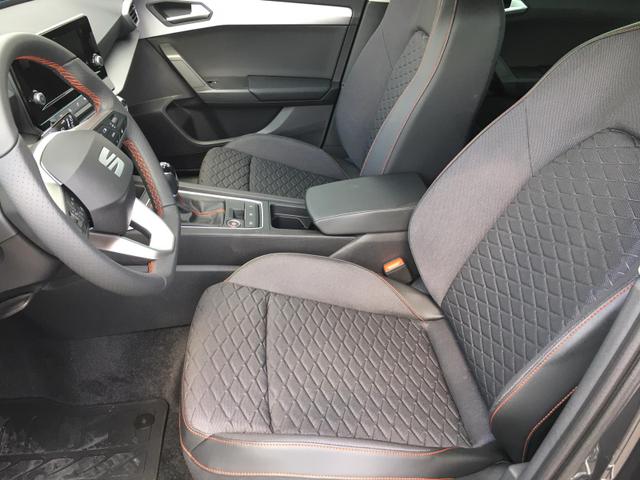 SEAT Leon "FR" (2) 1.5 TSI 130PS, Schwarz-Metallic...