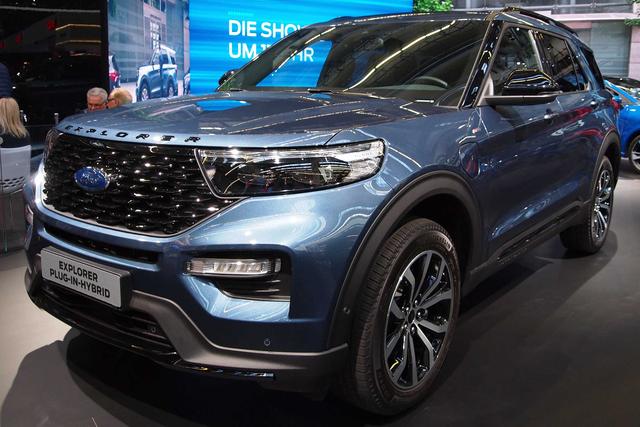 Ford Explorer ST-Line 3.0 EcoBoost Plug-in Hybrid ...
