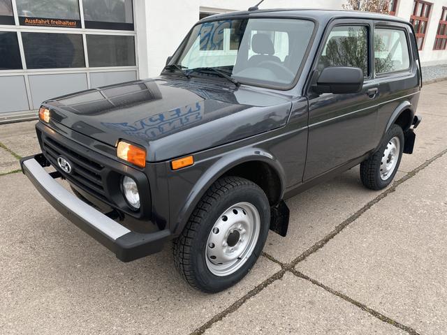 Lada Niva Konservierung 2 J.Garantie 61 kW (83 PS)...