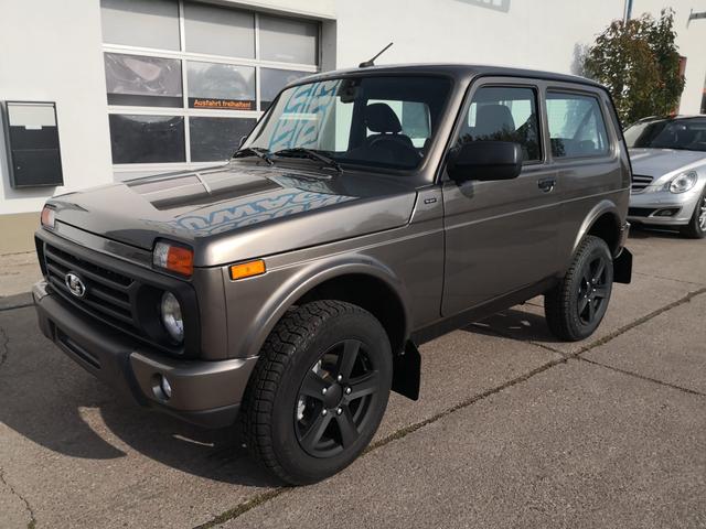 Lada Niva Black Edition 2Jahre Garan. Klima SHZ. e...