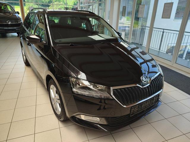Skoda Fabia Combi Ambition 1.0 TSI Ambition, Mirror...