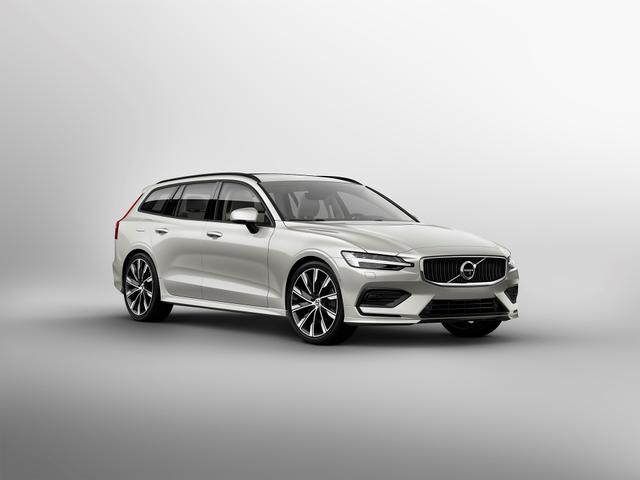 Volvo V60 Recharge Plus T8 AWD Auto