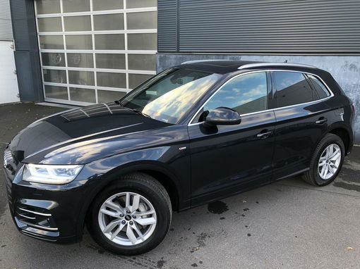 Audi Q5 Audi Q5 Sport 55 TFSI e quattro 270(367) kW(pk) S tronic