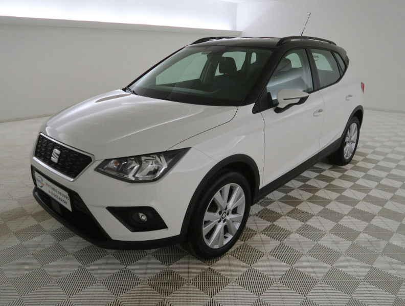 SEAT Arona 1.0 TSI style 110cv NAVI / PDC AR / JA 17"
