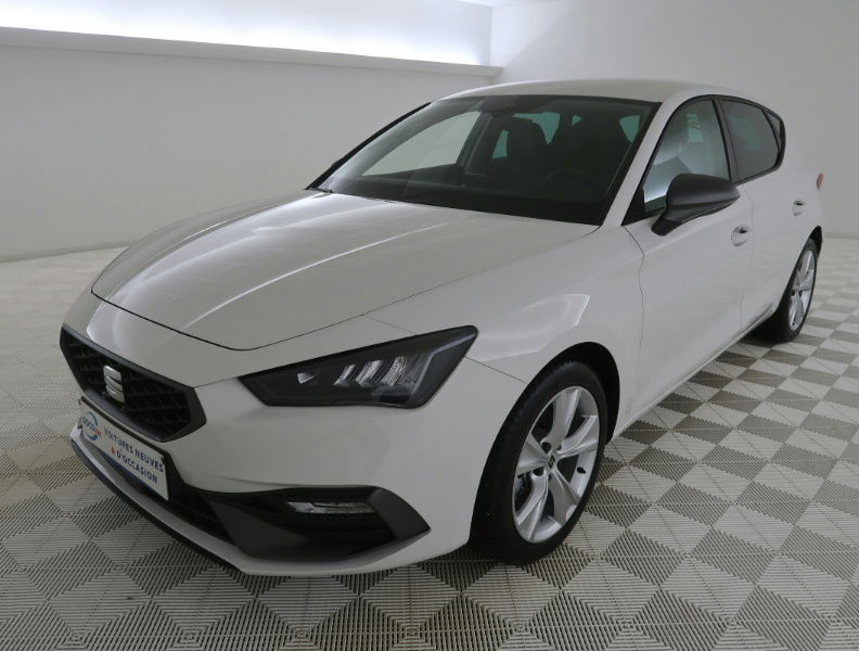 SEAT Leon 1.5 TSI 130cv "FR" NAVI / DAB+ / FULL LED / PDC AR / JA 17"