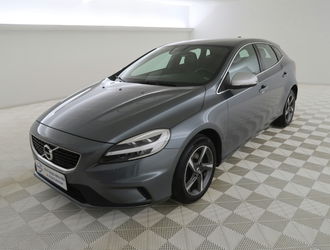 Volvo V40 2.0 T2 122cv R-Design NAVI / FULL LED / ALCANTARA