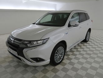Mitsubishi Outlander PHEV 4WD Business NAVI / CUIR-ALCANTARA / XENON / JA 18"