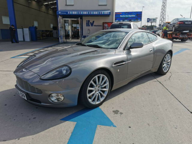 Aston Martin Vanquish v12 5.9 2+2