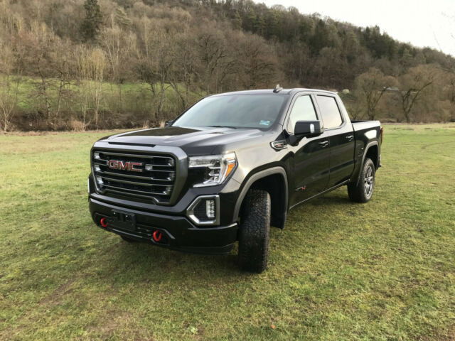 GMC Sierra AT 4 Crew Cab Carbon Pro 6.2
