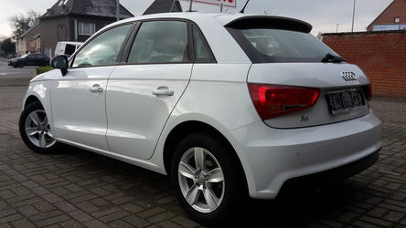Audi A1 Sportback 95 tfsi -GPS -Airco -Bluetooth -Parkeersensoren -Aluvelg