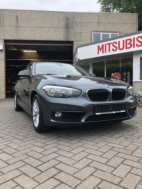BMW 116 5-door 116i hatchback