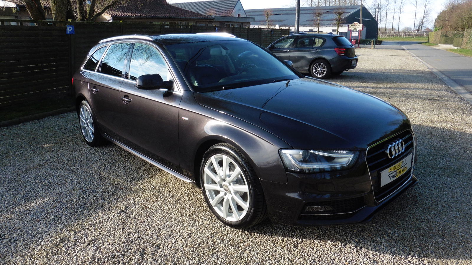 Audi A4 S LINE , FULL OPTION ,uitzonderlijk verzorgd
