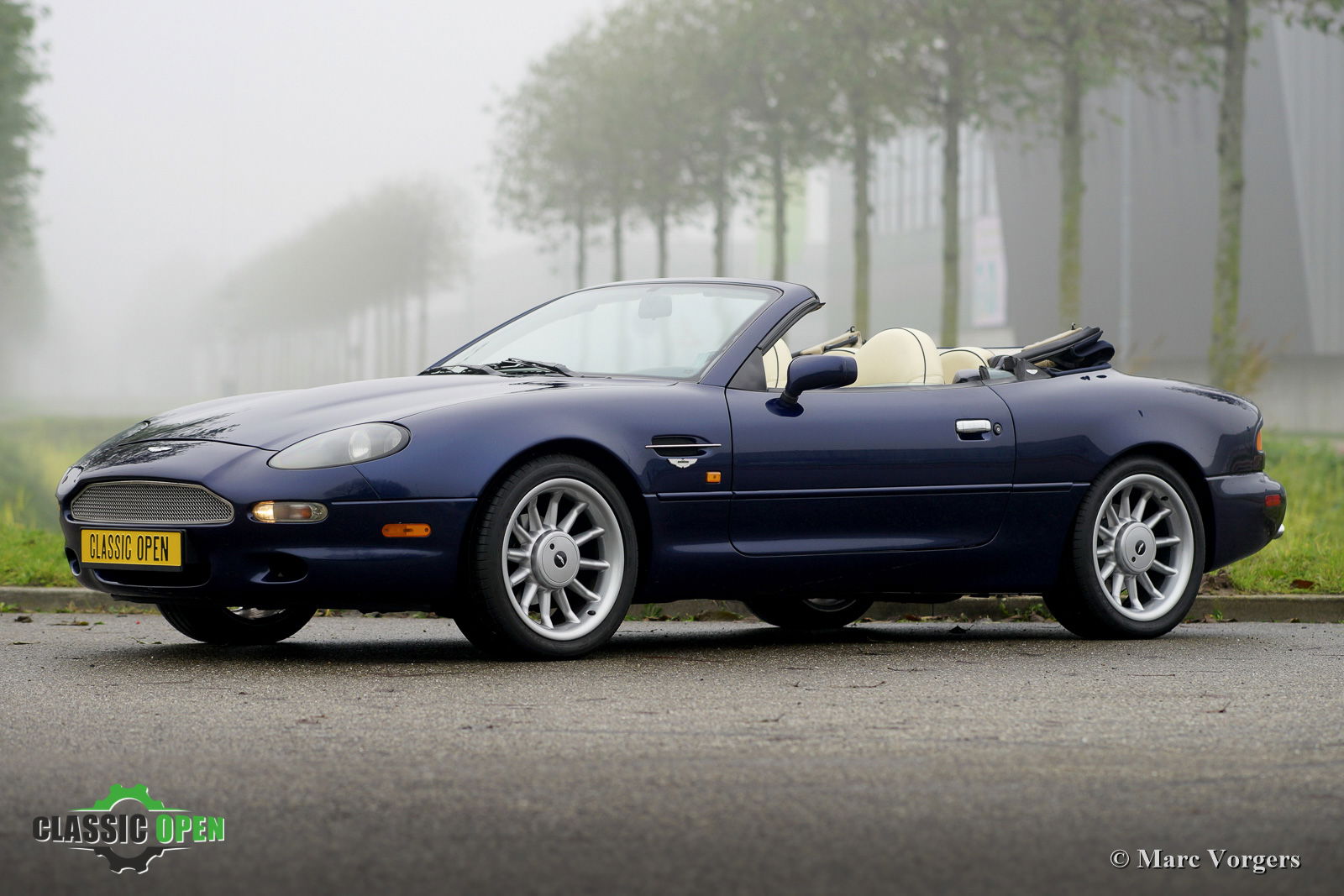 Aston Martin DB7 Volante