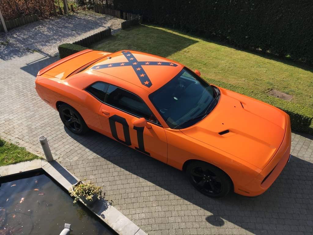 Dodge CHALLENGER
