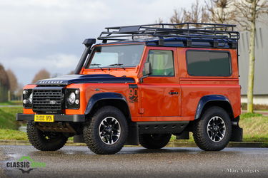 Land Rover Defender 90 Adventure Edition