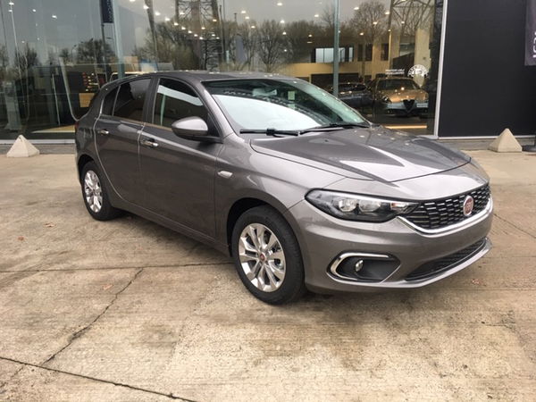Fiat TIPO HATCHBACK 1.4 TB 120 Pk Lounge + Leder