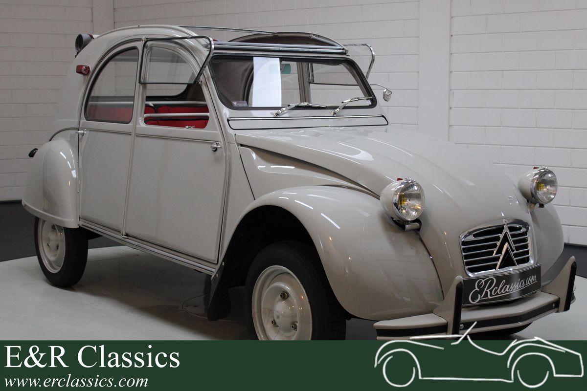 Citroen 2CV uitvoerig gerestaureerd 1963
