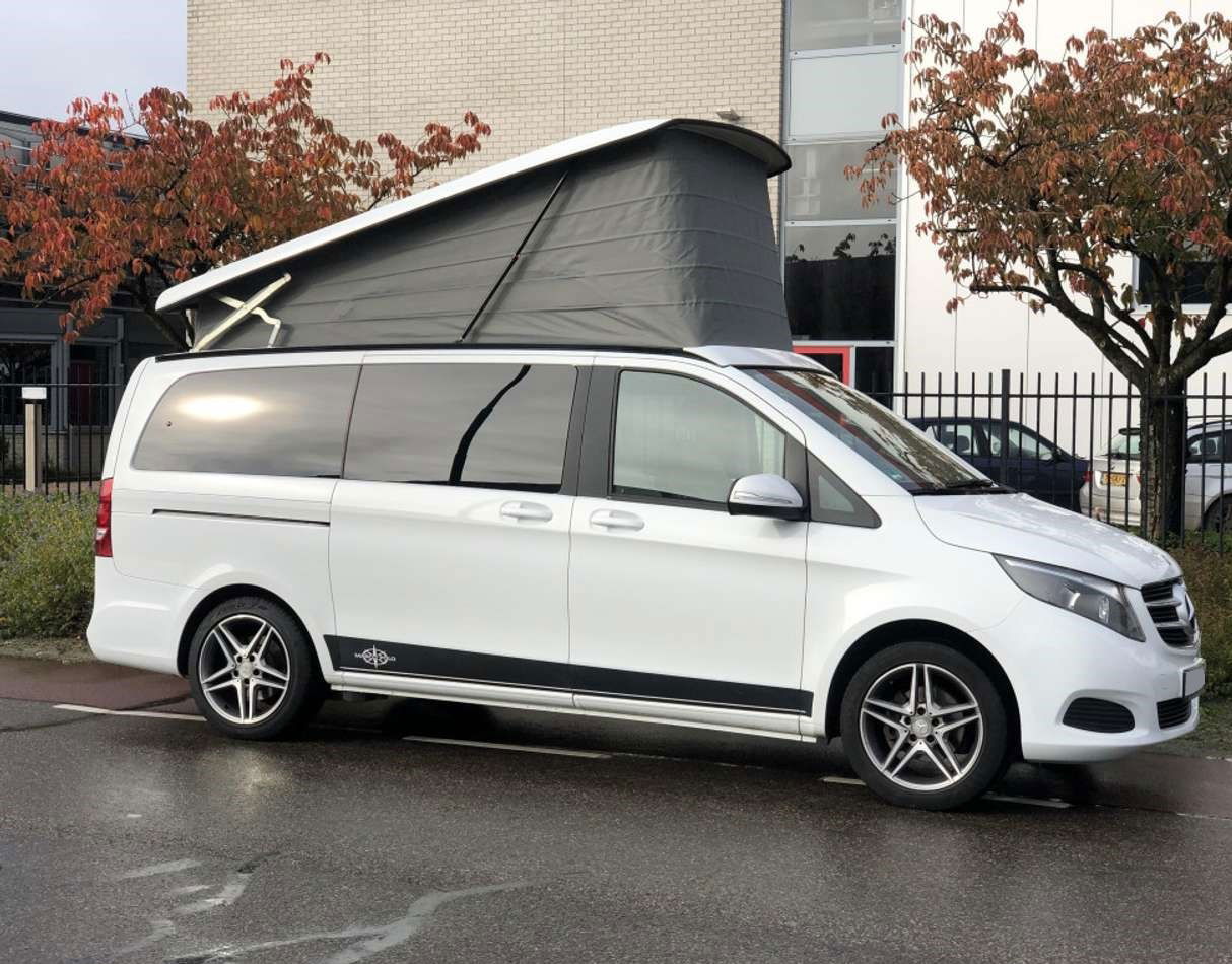 Mercedes 220