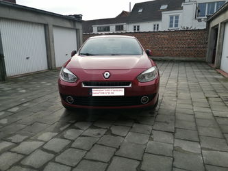 Renault Fluence Renault Fluence 1.6i Dynamique*Climatisation*CRUISE*EURO 5* Premier propriétaire*1598 CC* 81 KW
