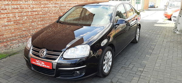 Volkswagen Jetta 1.4i*LEDER*AUTO AIRCO*ALU VLGEN*VERWARMDE ZETELS*