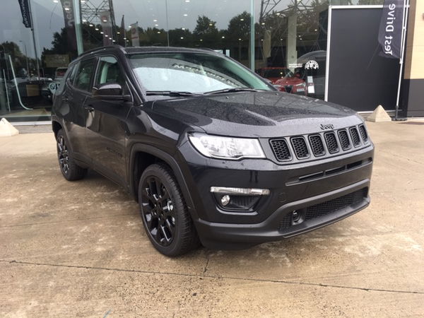 Jeep Compass 1.3 T4 130 Pk Black Star