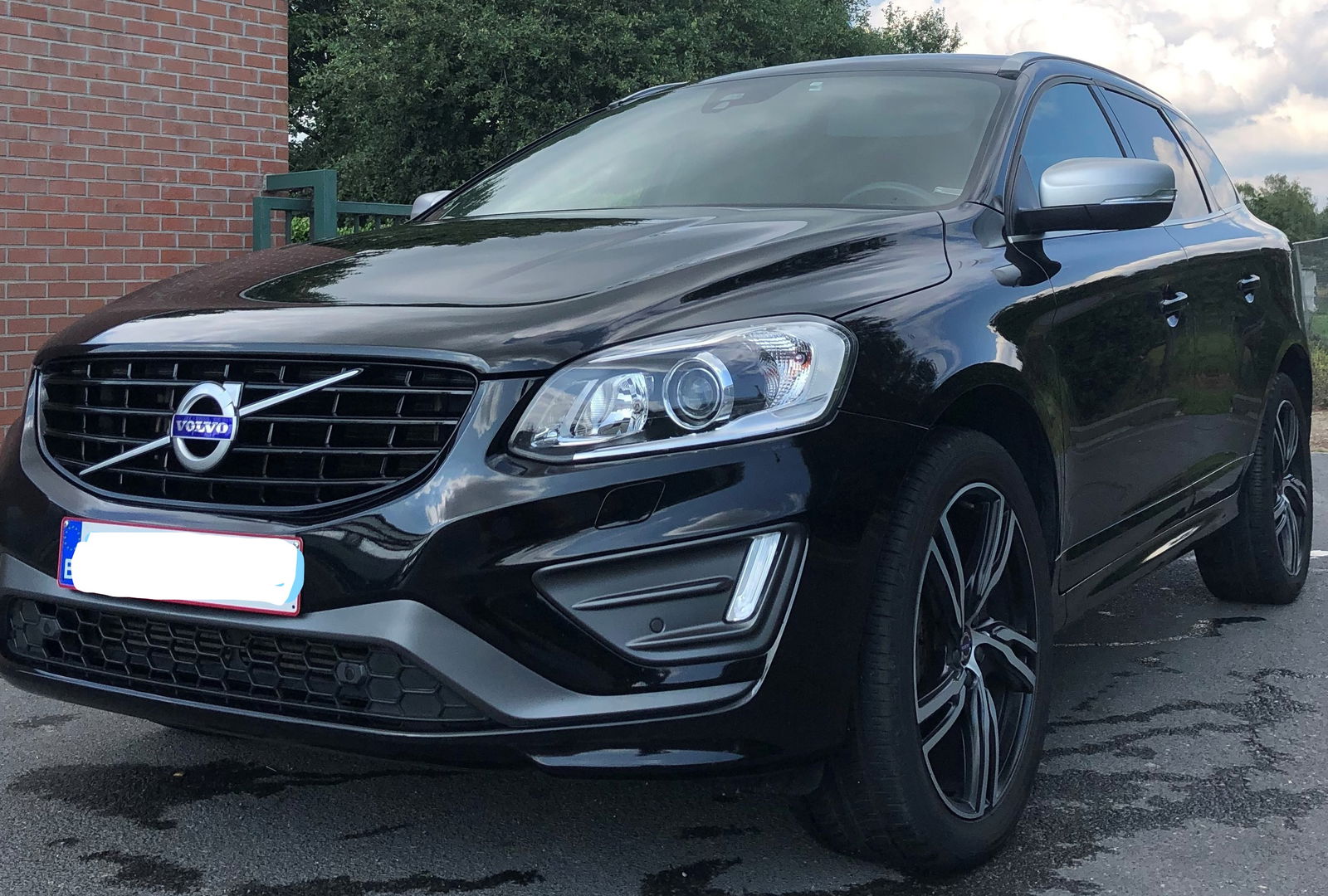 Volvo XC60 DIESEL - 2017 2.0 D3 R-Design AdBlue