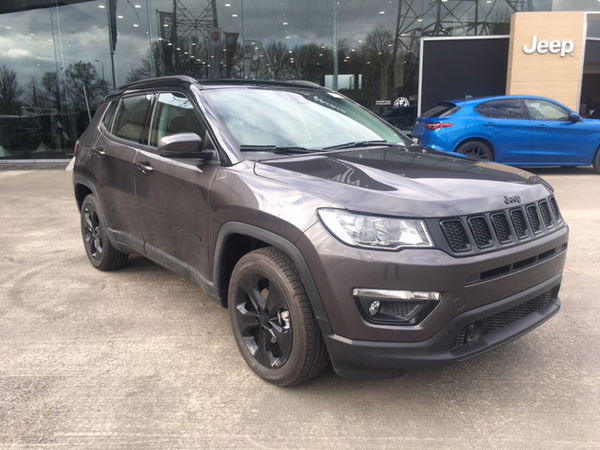 Jeep Compass 1.6 Mjet Diesel Black Star