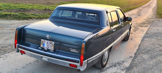 Cadillac Deville fleetwwod