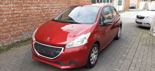 Peugeot 208 1.2i * Airco* Cruise control* TOPPER!!!!