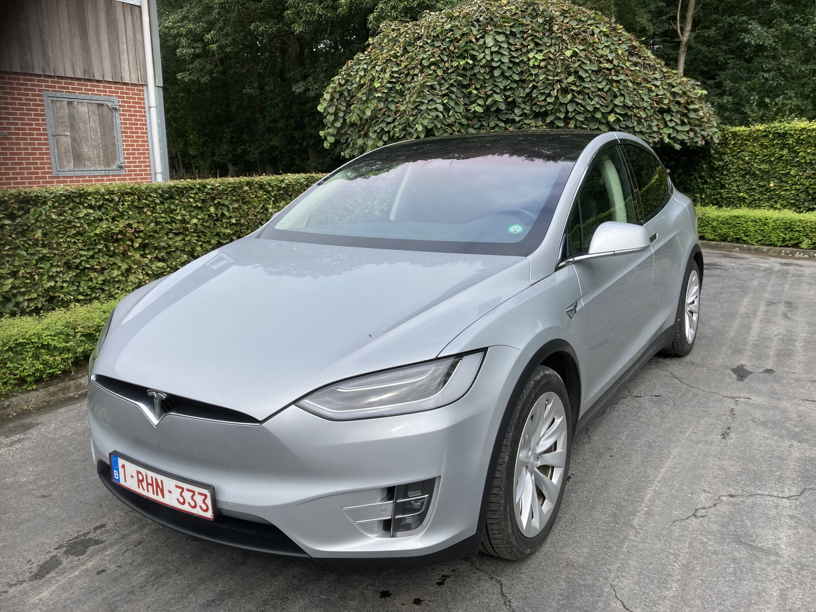 Tesla MODEL X 75D