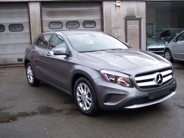 Mercedes GLA 180 SUV AUTOMAAT DIESEL EURO6
