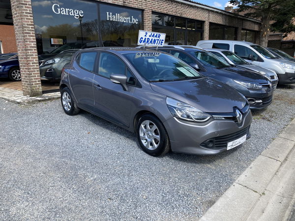 Renault Clio 2jaar Garantie