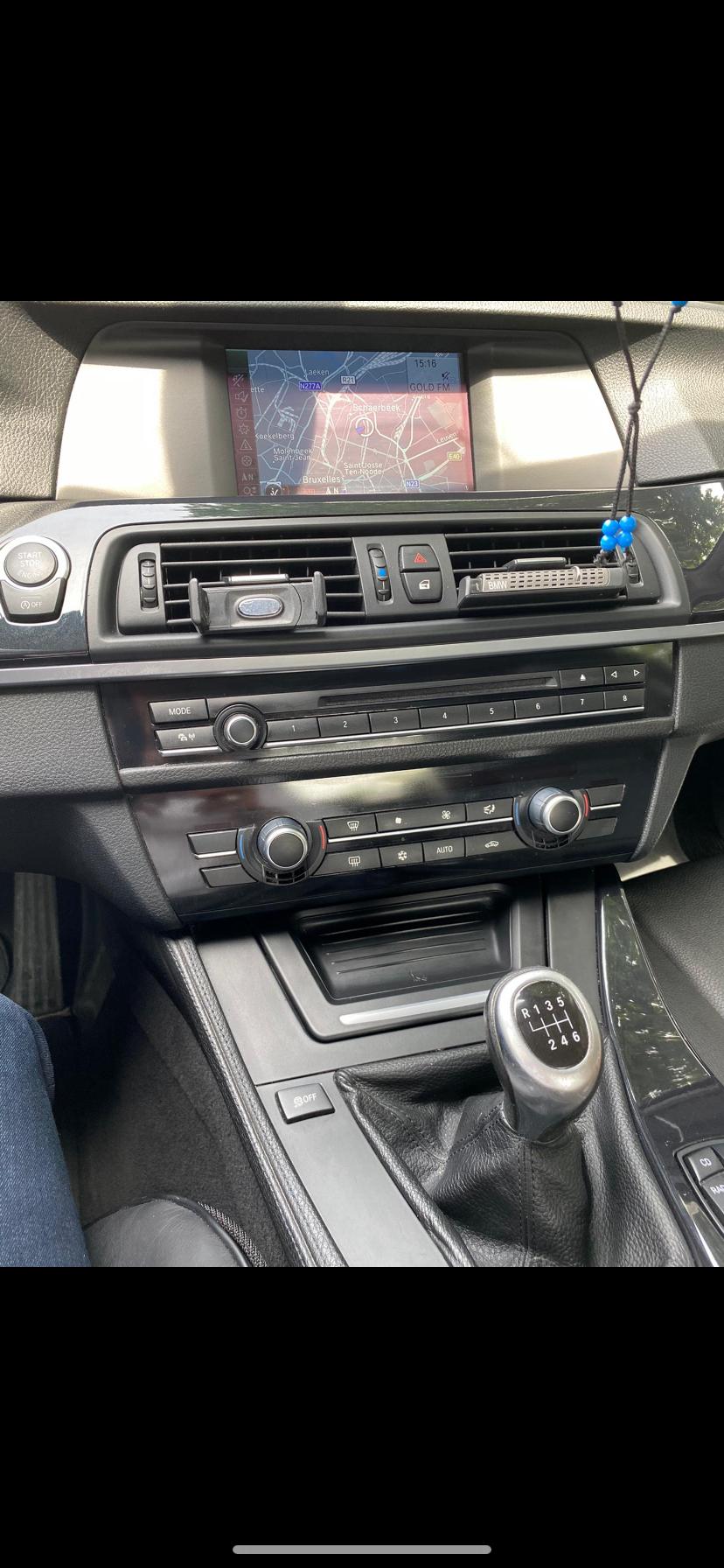 BMW 5 DIESEL - 2010 520d