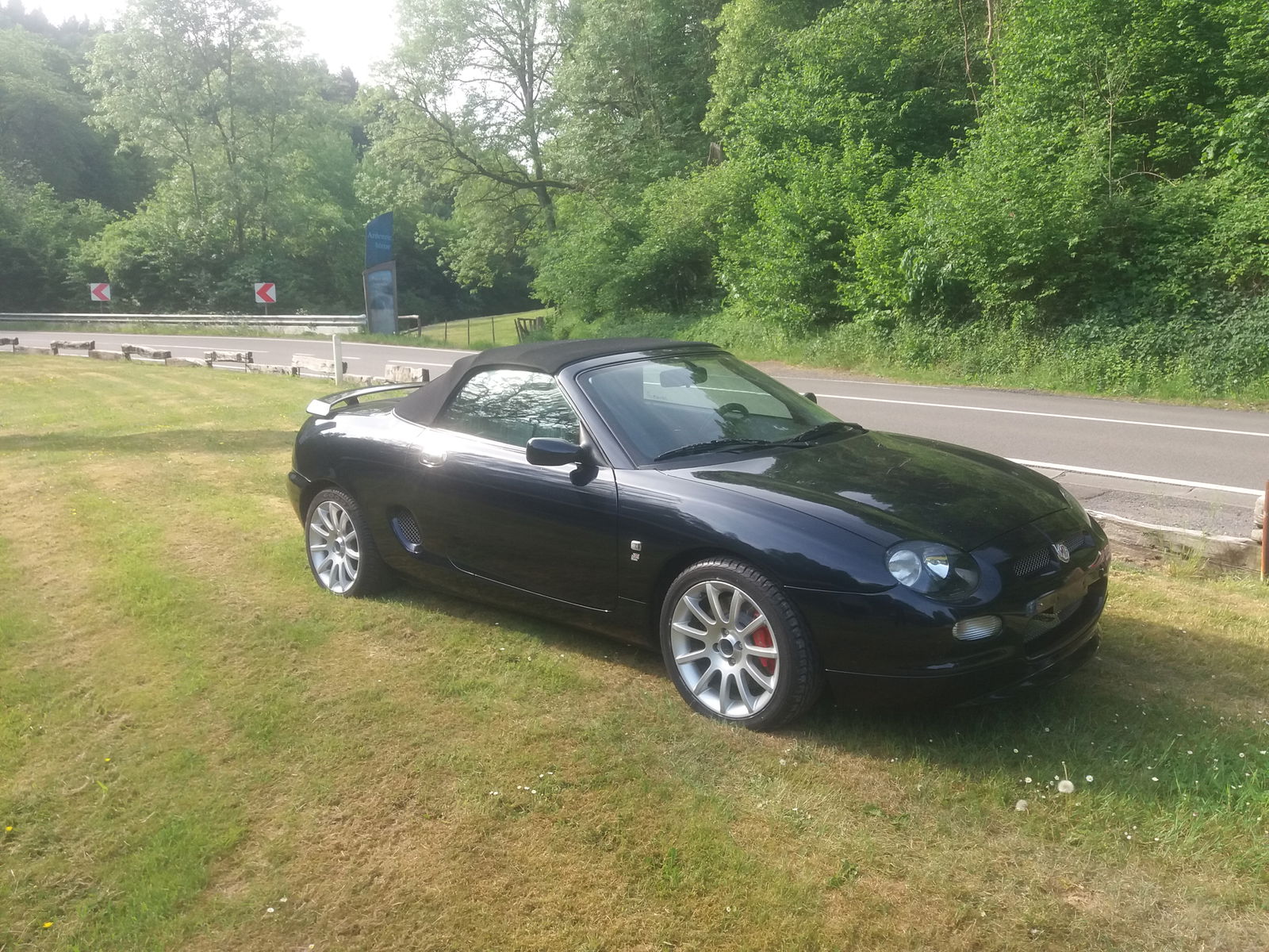 MG F Trophy