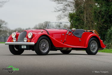 Morgan 4/4 roadster