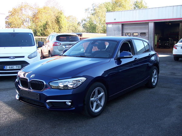 BMW 116i 5 DEURS BENZINE